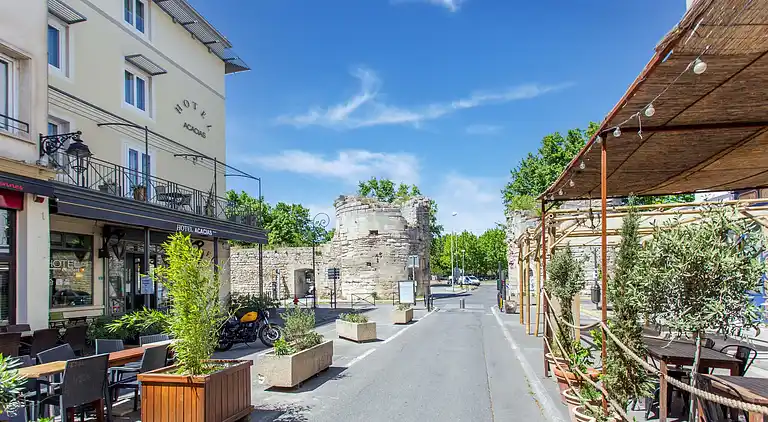 Semesterbostad i Arles