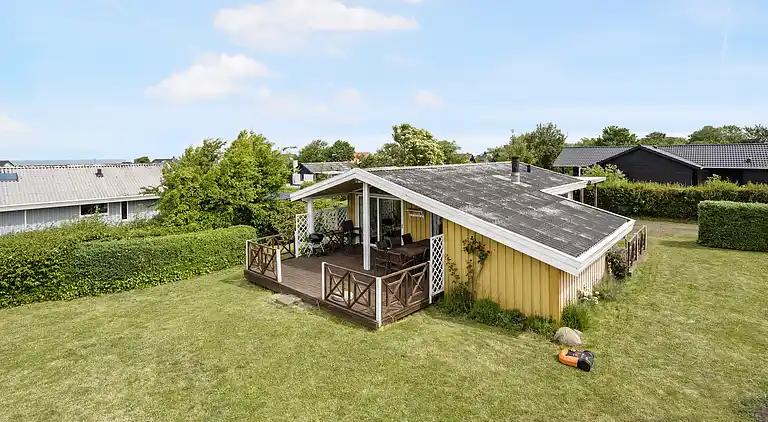 Vakre solnedganger 100 meter fra stranden