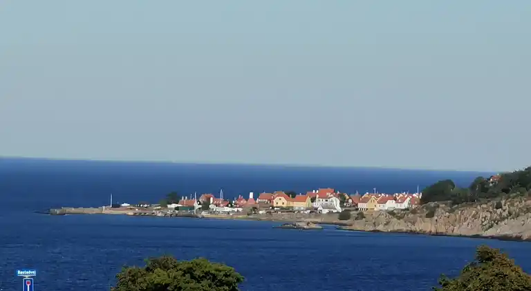 Holiday apartment with sea view on the cliffs
