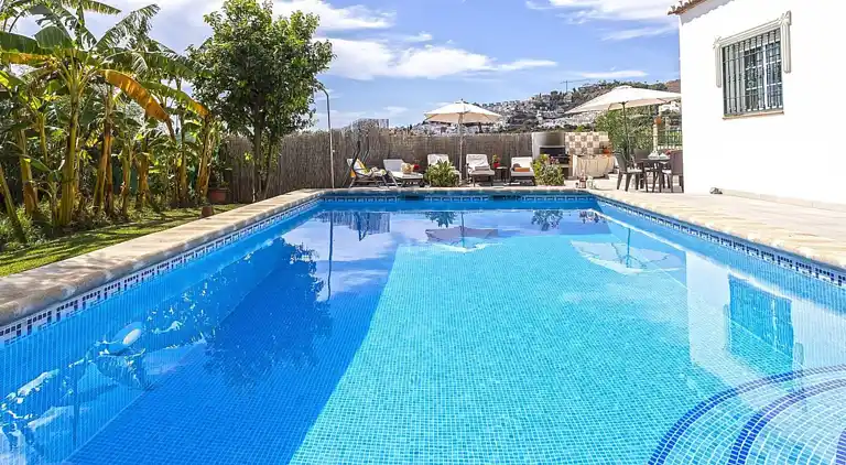 Villamanuelg in Nerja