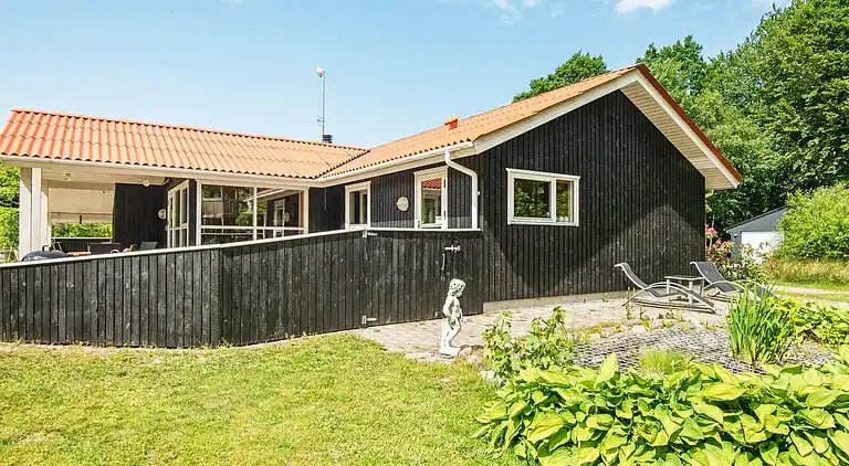 Holiday home in Fjellerup Strand
