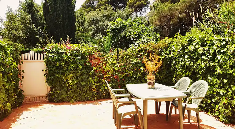 Bel Appartement, Piscine et Plage