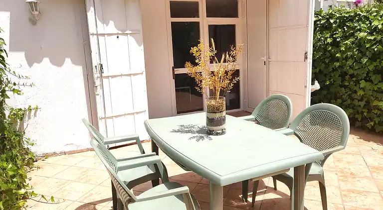 Bel Appartement, Piscine et Plage