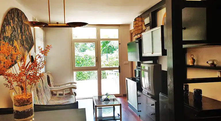 Bel Appartement, Piscine et Plage