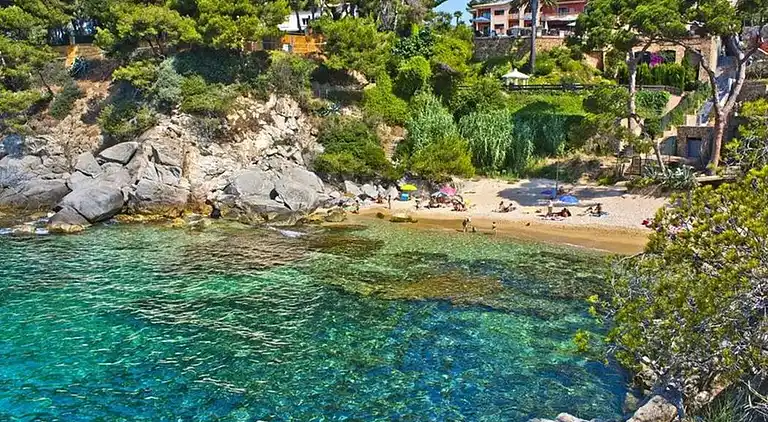 Bel Appartement, Piscine et Plage