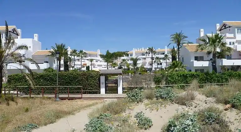 WONDERFUL PENTHOUSE LOS MONTEROS BEACH