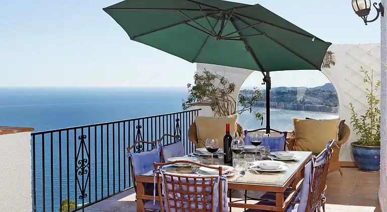 Beautiful villa with views & private heated pool☀️🏝