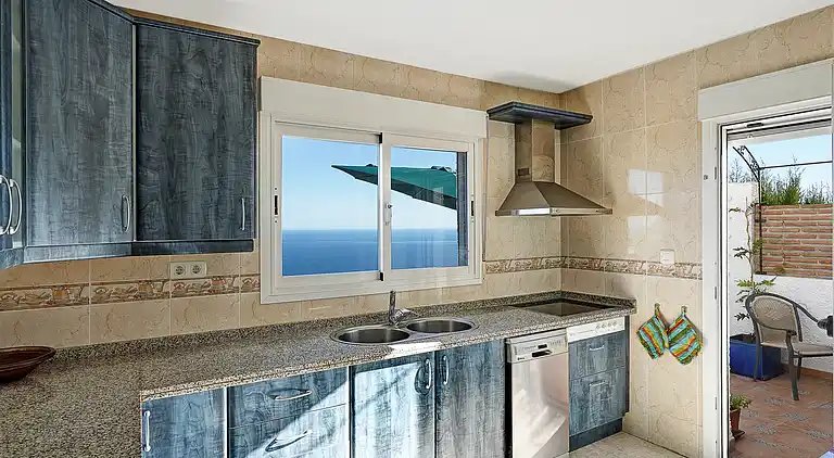 Beautiful villa with views & private heated pool☀️🏝