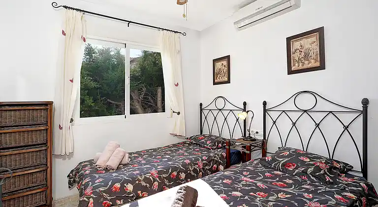 Beautiful villa with views & private heated pool☀️🏝