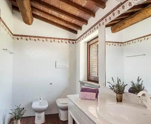 Villa Lavanda Todi, property with private pool in Umbria