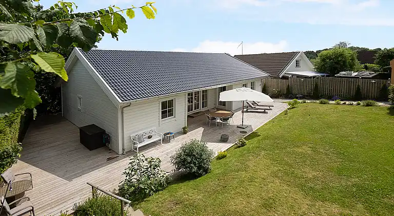New and cozy house by the beach and forest