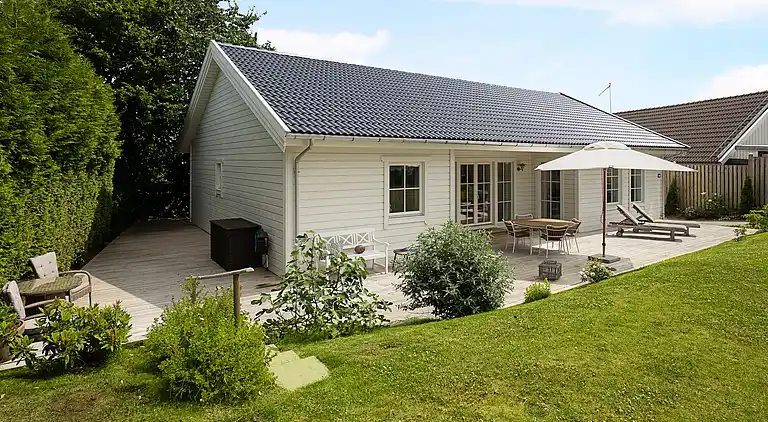 New and cozy house by the beach and forest