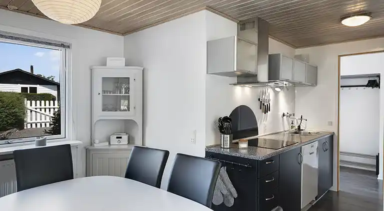 Nydelig feriehus nær strand og natur