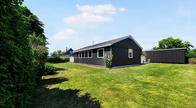 Nydelig feriehus nær strand og natur