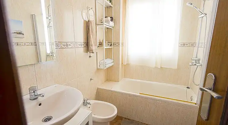 Casa Meandro: 9min➟⛱️⋆Terrace⋆Garage⋆AC⋆WiFi⋆Washing Machine