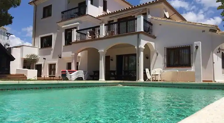 Stor strand villa i Marbella