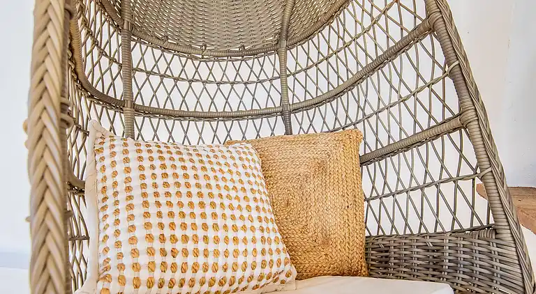 GRAND &amp; SUPERB VILLA CLOSE TO BEACH