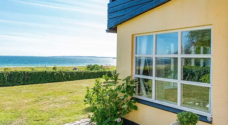 Sommerhus ved Lyngsbæk Strand