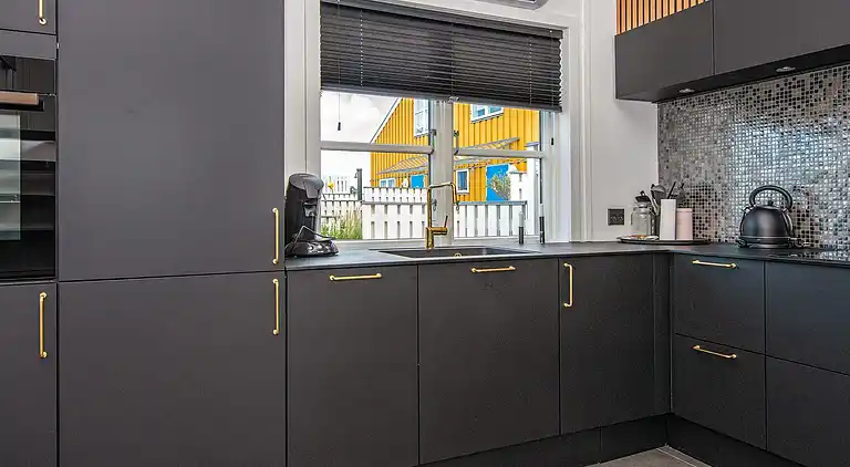 3 vær.renoveret st.+1.sal