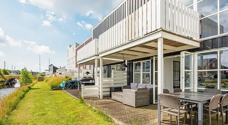 3 vær.,1.+ 2. etage