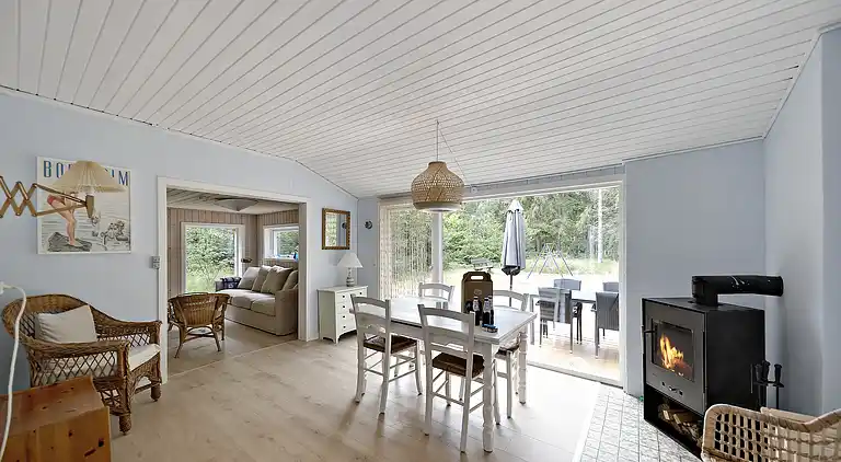 Skønt sommerhus nær fantastisk badestrand