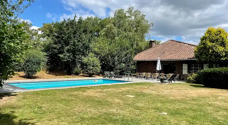 Farm house in Sint Joost