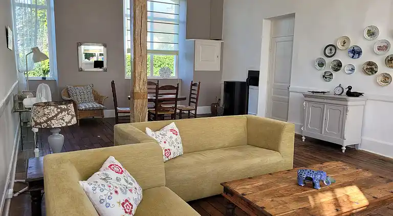 Sommerhus i Châteauneuf-la-Forêt