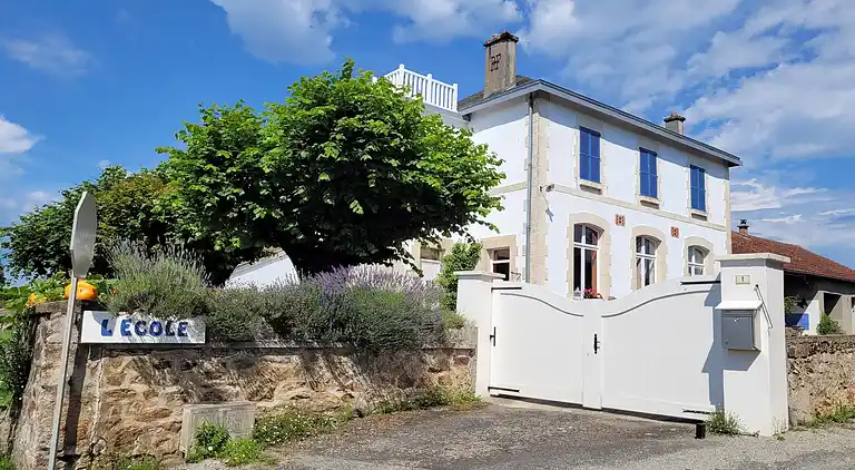 Sommerhus i Châteauneuf-la-Forêt