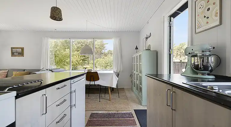 Naturskønt sommerhus nær skov og strand