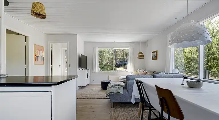 Naturskønt sommerhus nær skov og strand