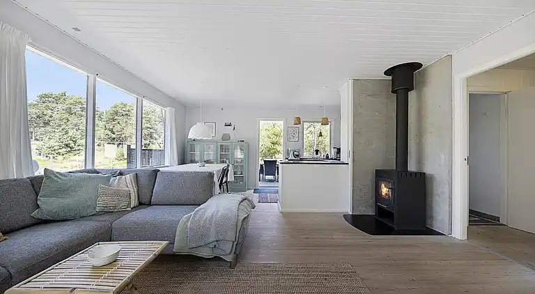 Naturskønt sommerhus nær skov og strand