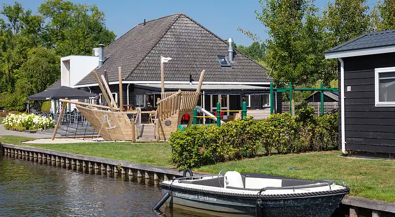 Cottage in Giethoorn