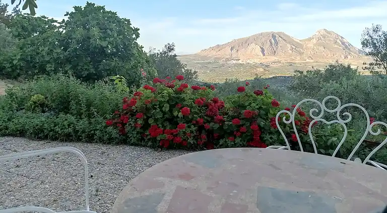 Relax rural house for 6 people with private pool