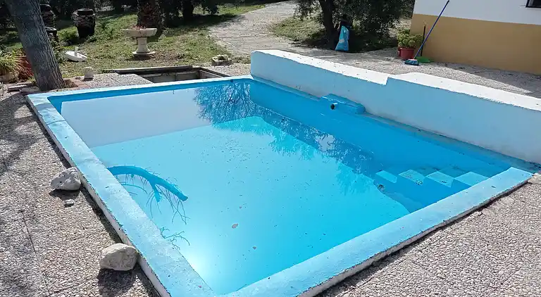 Relax rural house for 6 people with private pool