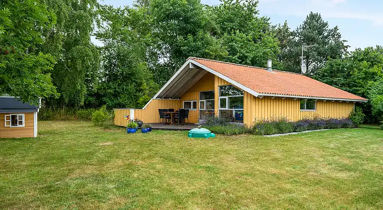 Familievenligt sommerhus tæt på strand