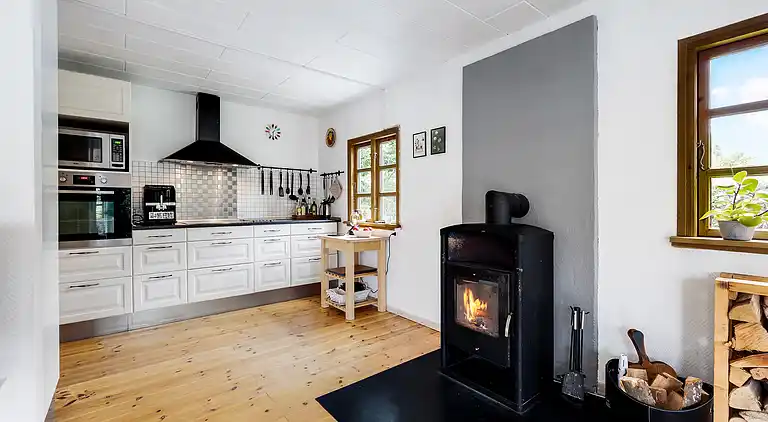 Charmerende sommerhus 450 meter fra havet