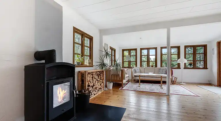 Charmerende sommerhus 450 meter fra havet