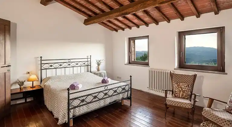 Villa Lavanda Todi, property with private pool in Umbria