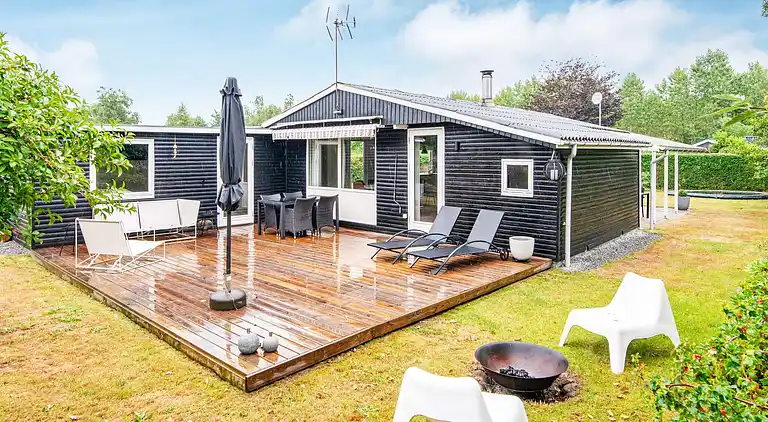 Sommerhus ved Fjellerup Strand