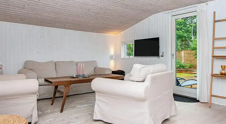 Sommerhus ved Fjellerup Strand