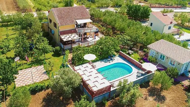 Sommerhus i Polača