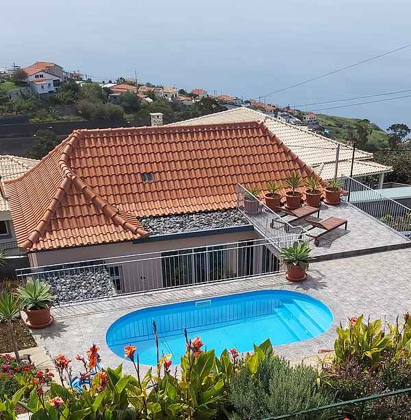 Fabulous Holiday Home with private swimming pool