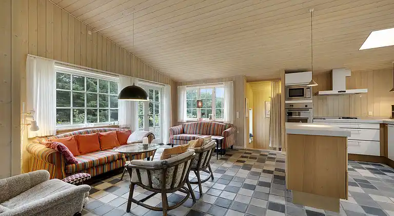 Skønt hus i 1. række til vandet i skøn natur