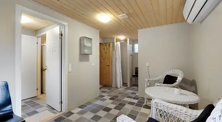 Skønt hus i 1. række til vandet i skøn natur