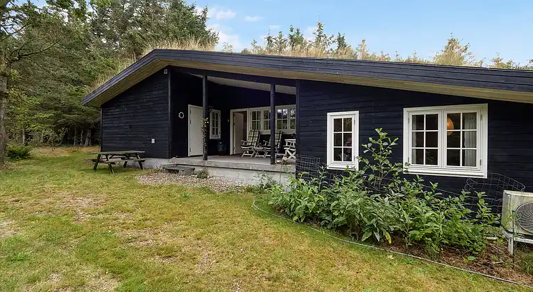 Skønt hus i 1. række til vandet i skøn natur