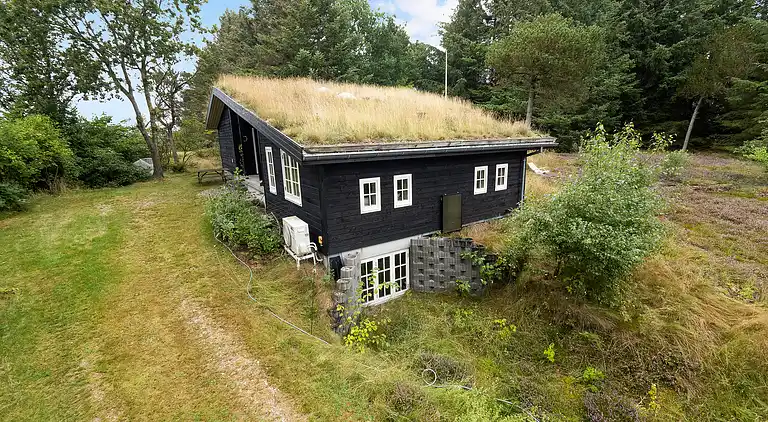 Skønt hus i 1. række til vandet i skøn natur