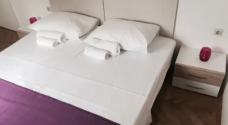 Ferielejlighed i Podstrana