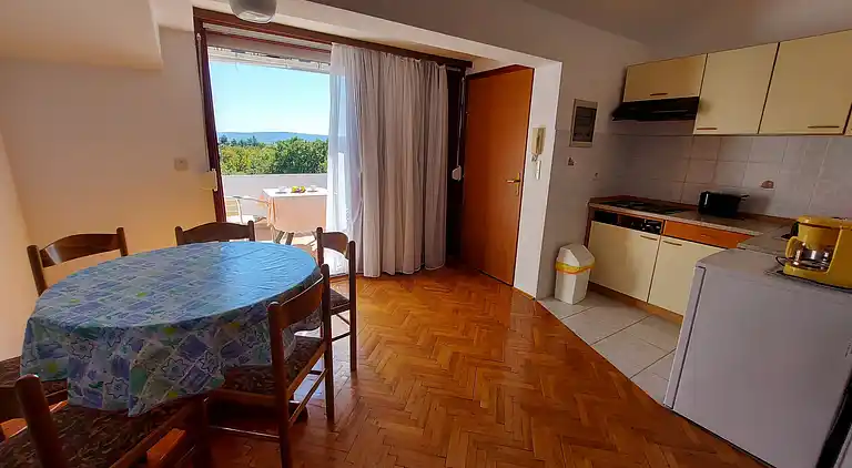 Ferielejlighed i Jadranovo