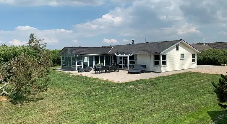 Sommerhus ved Vrist Strand