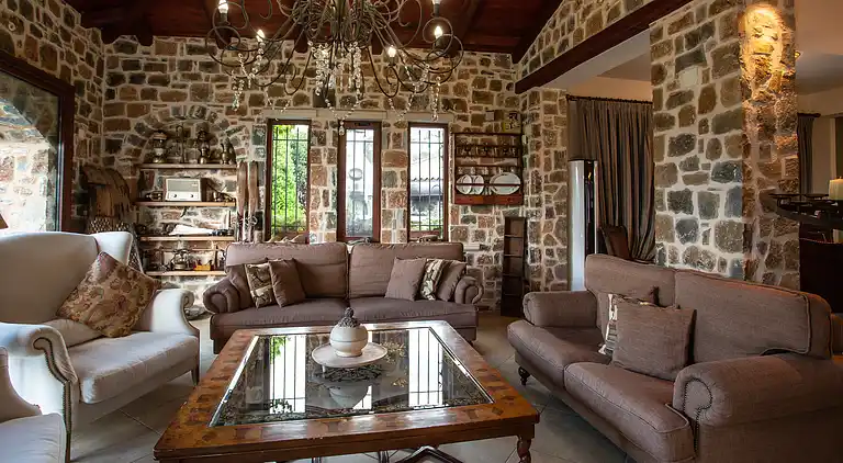 Luxury Villa Golden Crest with private swimming pool